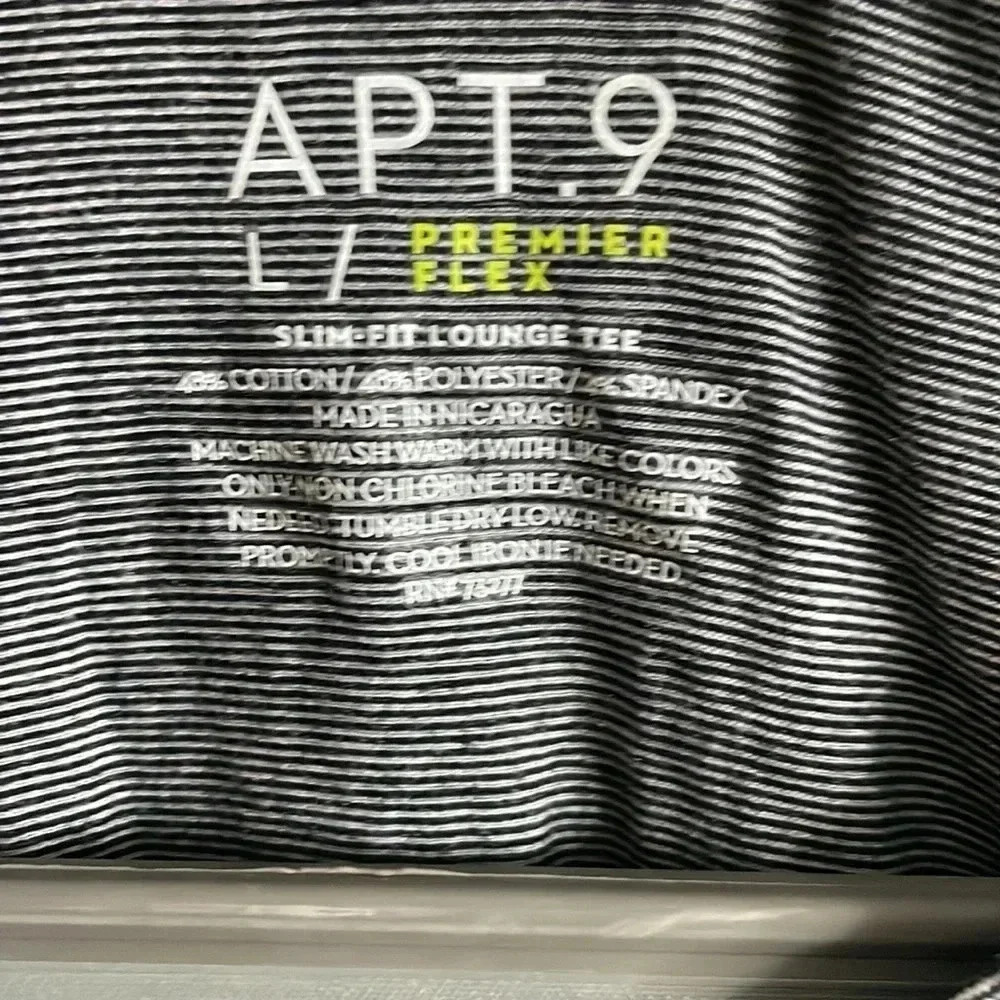 APT 9 Premium Flex L Tshirt - Picture 2 of 3
